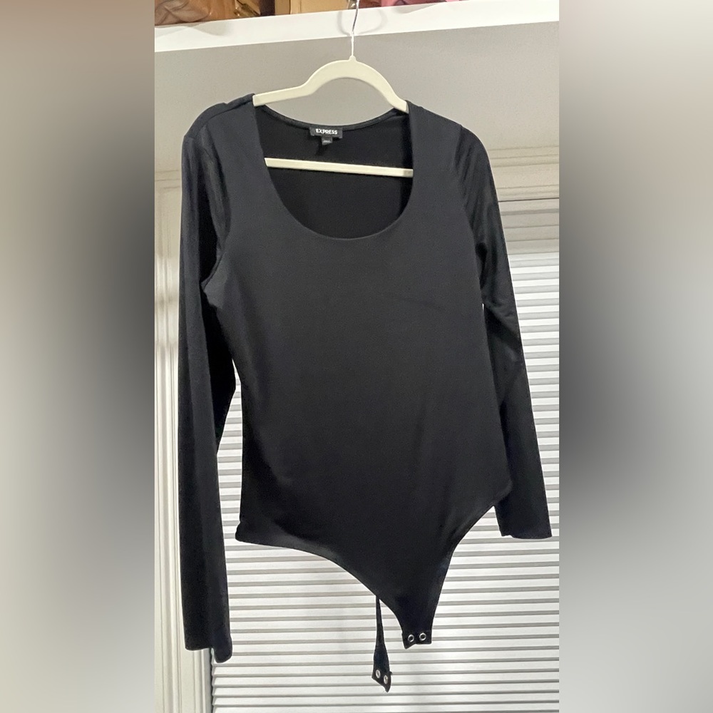 Express bodysuit ❤️ - Picture 3 of 7
